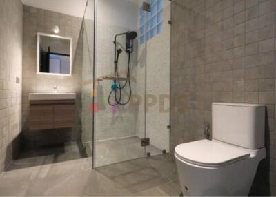 Loft Style Townhouse for rent on Sukhumvit 49