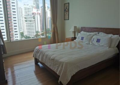 Royce Private Residence Sukhumvit 31 (Promphong) for rent