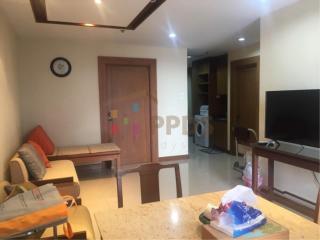 2 bedrooms for rent walking distance to BTS Asoke and MRT Subway