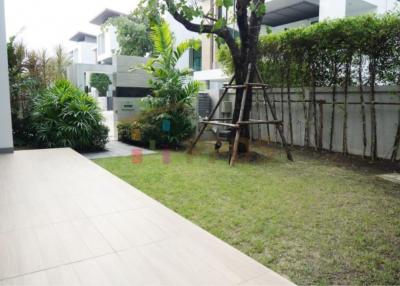 Excellent Fully Furnished House for sale at Nirvana Beyond Charoemprakaite Rama 9 RD opposite Suanlung Rama 9