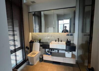 For Rent Luxury 2 Bed Condo The Lofts Asoke 300m from MRT Phetchaburi