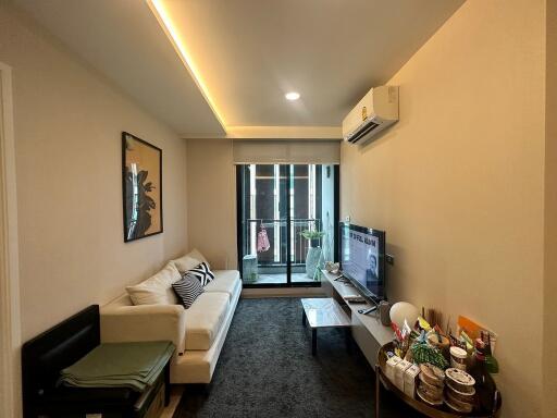 2-bedroom modern condo for sale close to BTS Thonglor