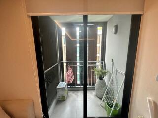 2-bedroom modern condo for sale close to BTS Thonglor