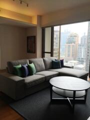 1-bedroom condo for sale close to Ratchadamri BTS station