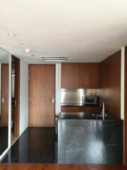 1-bedroom condo for sale close to Ratchadamri BTS station