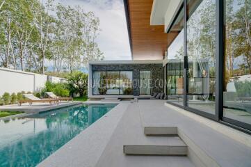 TAL7352: Modern Tropical Villa with 3 bedrooms in Thalang