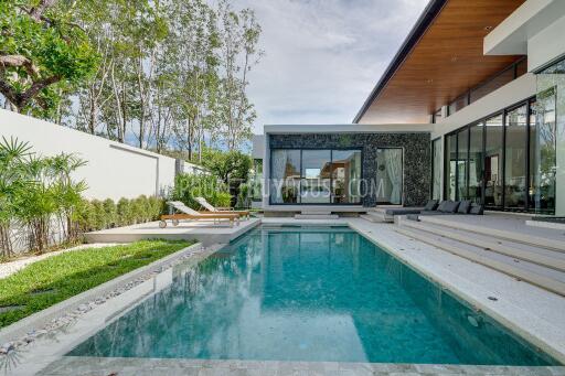 TAL7352: Modern Tropical Villa with 3 bedrooms in Thalang