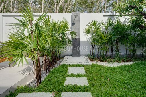 TAL7352: Modern Tropical Villa with 3 bedrooms in Thalang