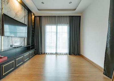 For Rent Bangkok Single House Grandio Ramintra-Wongwaen Kanchanaphisek Bang Khen