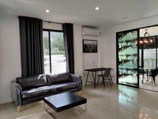 For Rent Bangkok Town House Sukhumvit BTS On Nut Watthana