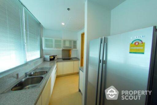 2-BR Condo at Millennium Residence @ Sukhumvit Condominium near BTS Phrom Phong (ID 513239)