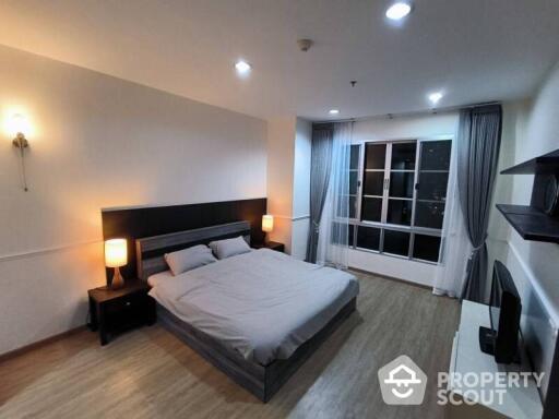 2-BR Condo at Citi Smart Sukhumvit 18 near BTS Asok