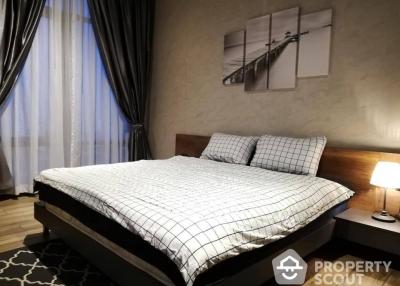 2-BR Condo at The Lofts Asoke near MRT Phetchaburi