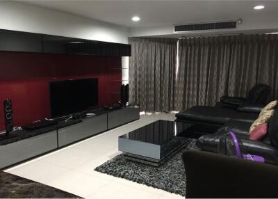 Spacious 2 bedrooms for sale near BTS Promphong - 920071001-11456