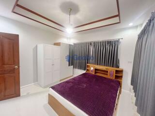 3 Bedrooms House East Pattaya H010551