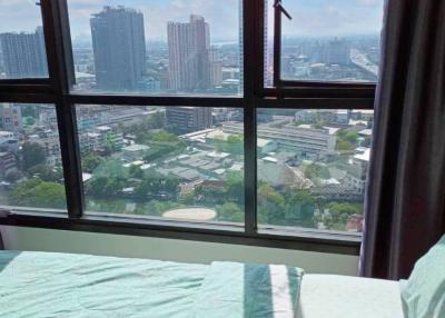 1 Bed 30 SQ.M The Base Park East Sukhumvit 77