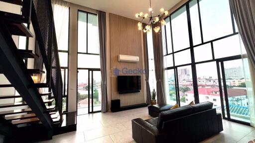 2 Bedrooms Condo in The Win Condominium East Pattaya C010866