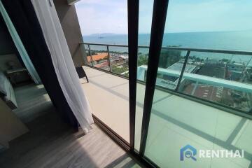 Sale Condominium Beachfront  jomtien 1 bedroom sea view