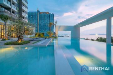 Sale Condominium Beachfront  jomtien 1 bedroom sea view