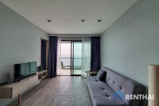 Sale Condominium Beachfront  jomtien 1 bedroom sea view