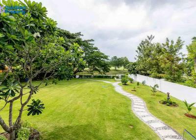 Contemporary Golf Villa in Hua Hin at Palm Hills Golf Resort