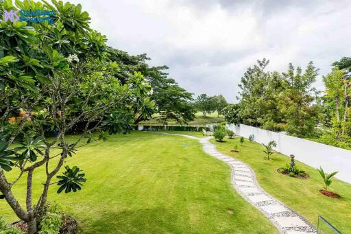 Contemporary Golf Villa in Hua Hin at Palm Hills Golf Resort