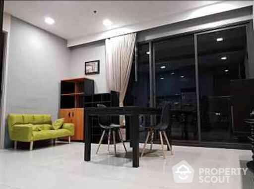 1-BR Condo at M Phayathai near BTS Victory Monument