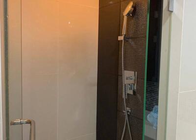 Studio Condo at Rhythm Sukhumvit 44/1 near BTS Phra Khanong