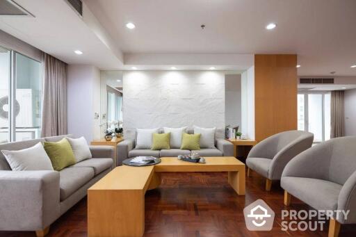 3-BR Serviced Apt. near BTS Phrom Phong (ID 511269)