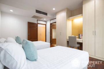 3-BR Serviced Apt. near BTS Phrom Phong (ID 511269)