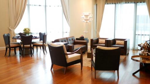 For RENT : Bright Sukhumvit 24 / 3 Bedroom / 3 Bathrooms / 188 sqm / 130000 THB [10875012]