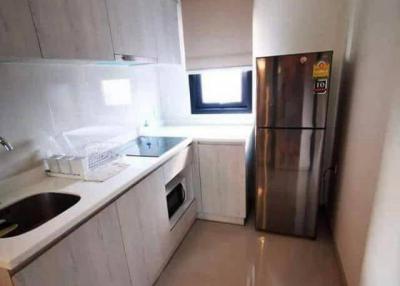 2-BR Condo at Life Asoke near ARL Makkasan