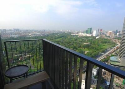 Studio Condo listed for ฿ 11,900,000.