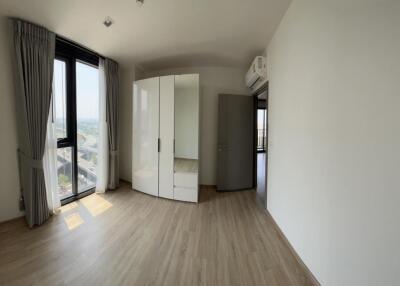 Studio Condo listed for ฿ 6,900,000.