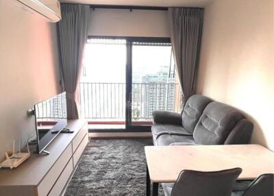 For Rent 1 Bed Condo Life Asoke Hype only 500m from MRT Phra Ram 9