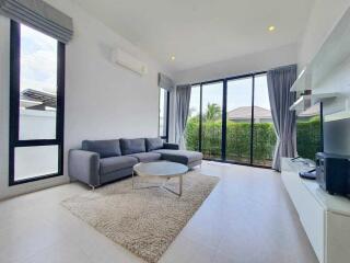 We By SIRIN : Modern 2 Bed Pool Villa Near Town