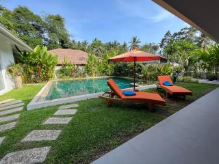 Balinese style villa with 3 bedrooms for sale in Lamai