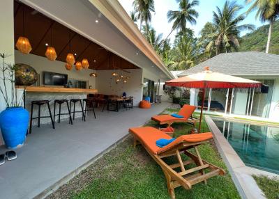 Balinese style villa with 3 bedrooms for sale in Lamai