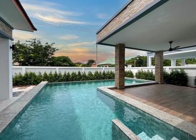Tropical  Vision : 3 Bed Pool Villa Soi 94