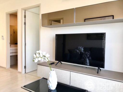 2-BR Condo at Life Asoke near ARL Makkasan