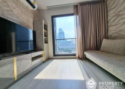 2-BR Condo at Life One Wireless near BTS Phloen Chit