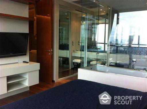 2-BR Condo at The Address Sukhumvit 28 near BTS Phrom Phong (ID 510255)