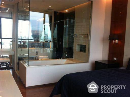 2-BR Condo at The Address Sukhumvit 28 near BTS Phrom Phong (ID 510255)