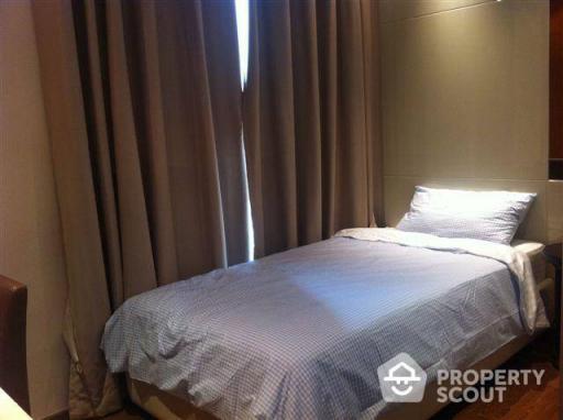 2-BR Condo at The Address Sukhumvit 28 near BTS Phrom Phong (ID 510255)