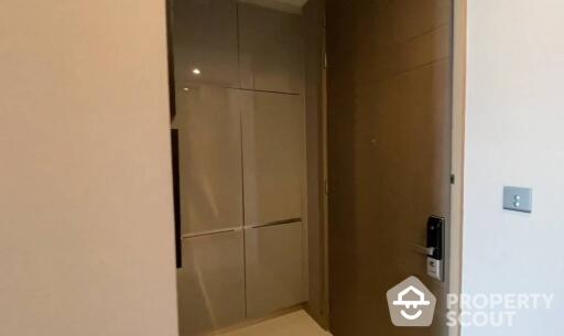 1-BR Condo at The Esse At Singha Complex near MRT Phetchaburi (ID 479972)