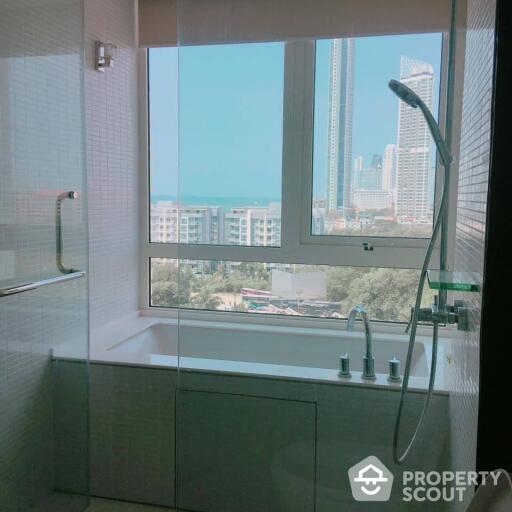 3-BR Condo at Veranda Residence Condominium near ARL Ramkhamhaeng