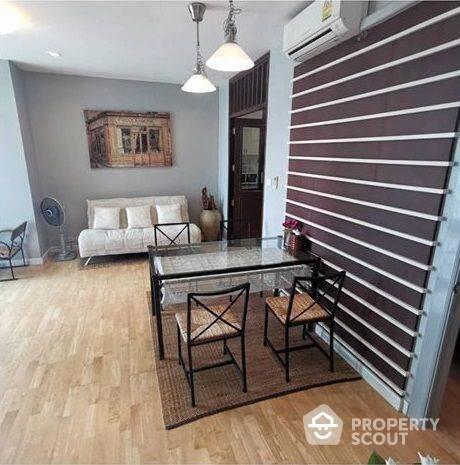 1-BR Condo at Baan Sathorn Chaopraya near BTS Krung Thon Buri (ID 435606)