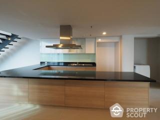 4-BR Condo at Circle Condominium near MRT Phetchaburi (ID 515679)