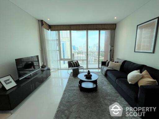 2-BR Condo at Fullerton Sukhumvit near BTS Ekkamai