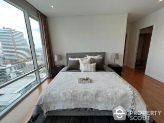 2-BR Condo at Fullerton Sukhumvit near BTS Ekkamai